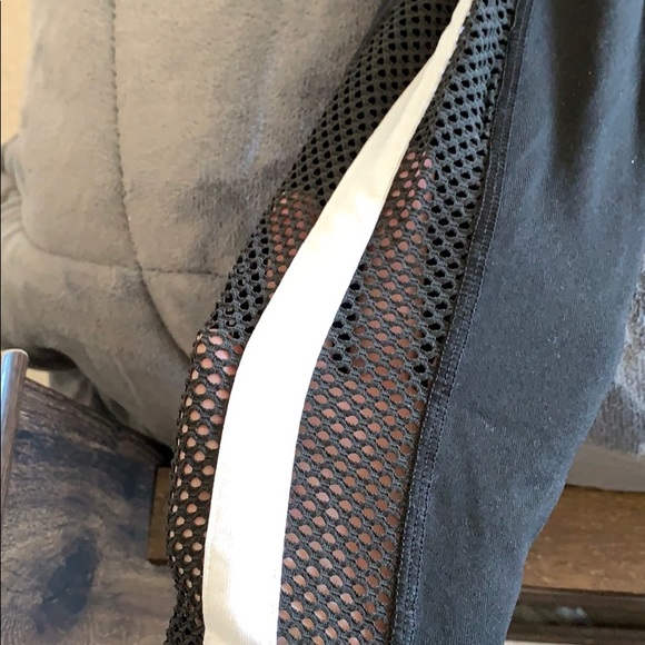 Victoria Secret Pink - Picture 3 of 4